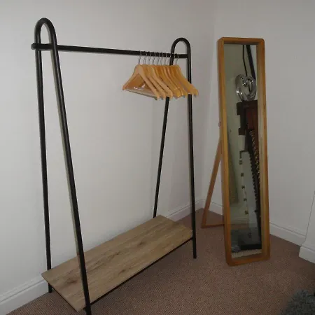 Homely And Well Appointed Priory By Cliftonvalley Appartement
